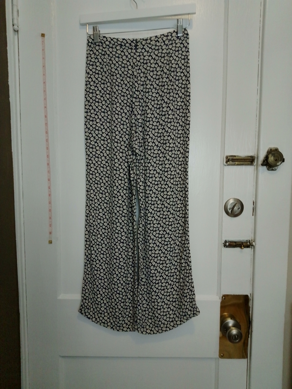 Reformation Black & White Floral Wide-Leg Pants XS 00